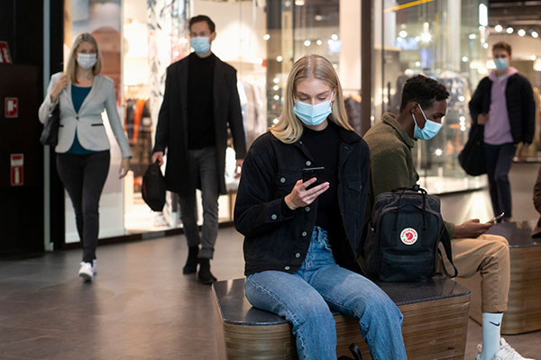 Helsingin seudun joukkoliikenteessä maskipakko voimaan lauantaina