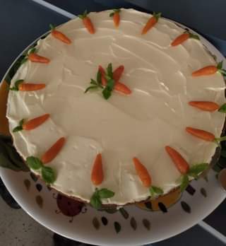 Kuvassa voi olla jälkiruoka